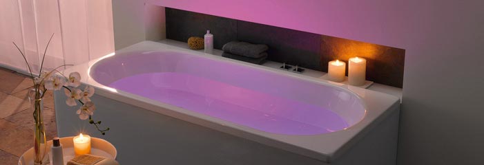 Наливная стакриловая ванна